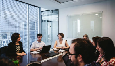 Techo de Cristal: la barrera invisible que impide a las mujeres acceder a altos cargos